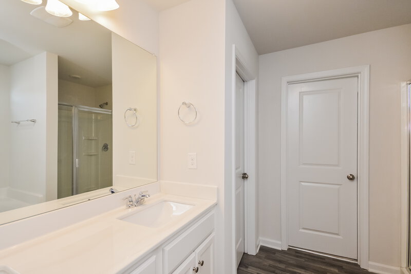 2,540/Mo, 621 Moorings Ave McDonough, GA 30253 Main Bathroom View
