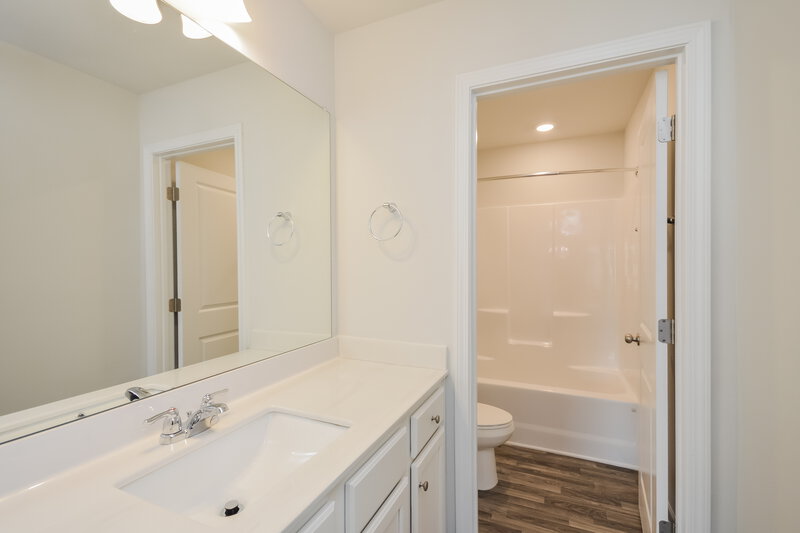 2,540/Mo, 621 Moorings Ave McDonough, GA 30253 Bathroom View