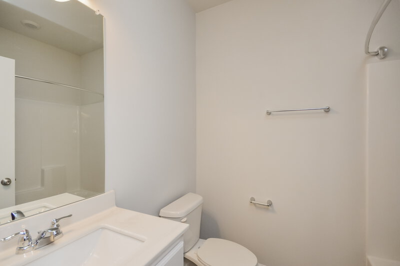 2,540/Mo, 621 Moorings Ave McDonough, GA 30253 Bathroom View 2