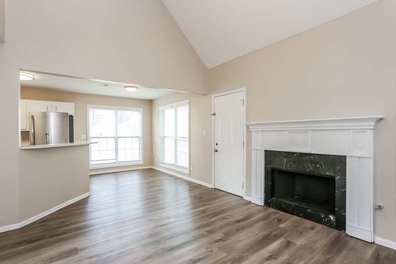 2,025/Mo, 12063 Harbour Town Pkwy Fayetteville, GA 30215 Living Room View 2