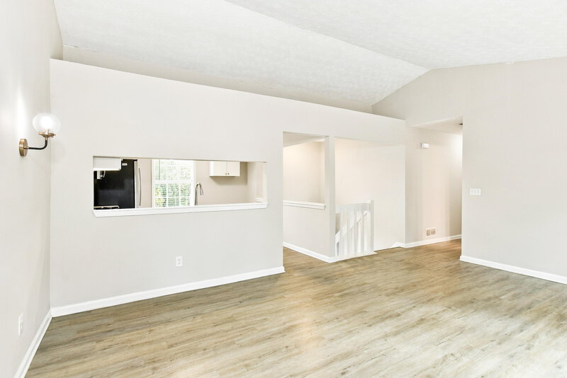 2,105/Mo, 890 Highland Terrace NE Marietta, GA 30066 Living Room View 2