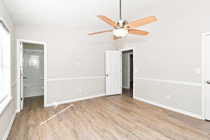 2,105/Mo, 890 Highland Terrace NE Marietta, GA 30066 Primary Bedroom View 2