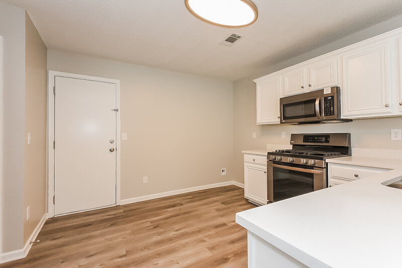 2,260/Mo, 409 Hidden Creek Ct Canton, GA 30114 Kitchen View