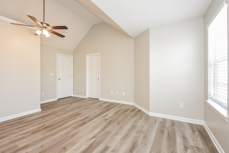 2,260/Mo, 409 Hidden Creek Ct Canton, GA 30114 Main Bedroom View 2