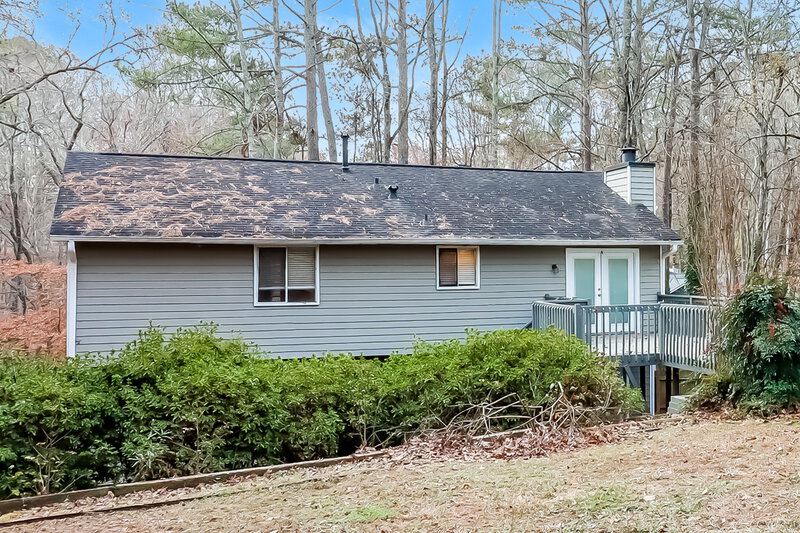 2,215/Mo, 1160 Forest Glen Ct NW Acworth, GA 30102 Rear View