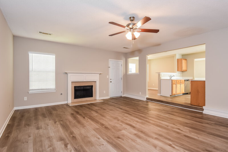 3,340/Mo, 6964 Foxmoor Way Douglasville, GA 30134 Living Room View 2