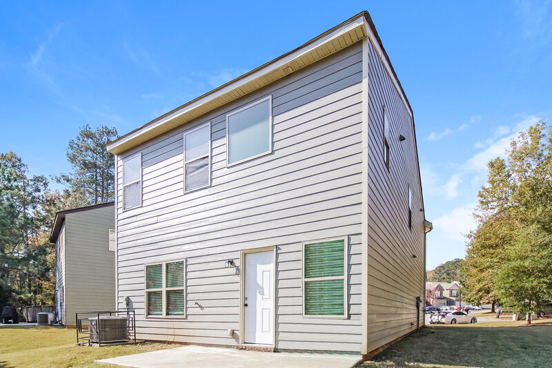 2,220/Mo, 3151 Bonnes Dr Lithonia, GA 30038 Rear View