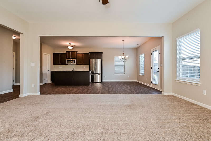 2,210/Mo, 754 Galveston Way McDonough, GA 30253 Living Room View 3