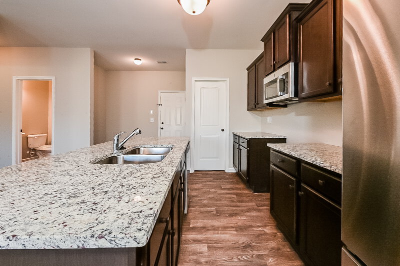 2,210/Mo, 754 Galveston Way McDonough, GA 30253 Kitchen View