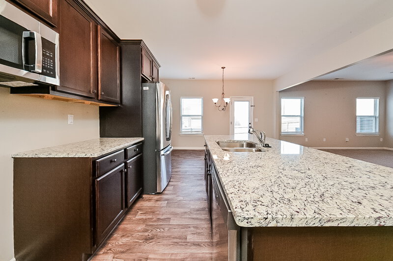 2,210/Mo, 754 Galveston Way McDonough, GA 30253 Kitchen View 2