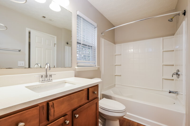 1,590/Mo, 533 Arrowhead Dr Dallas, GA 30132 Main Bathroom View