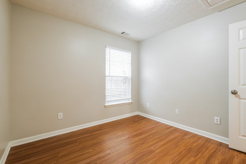 1,590/Mo, 533 Arrowhead Dr Dallas, GA 30132 Bedroom View 3