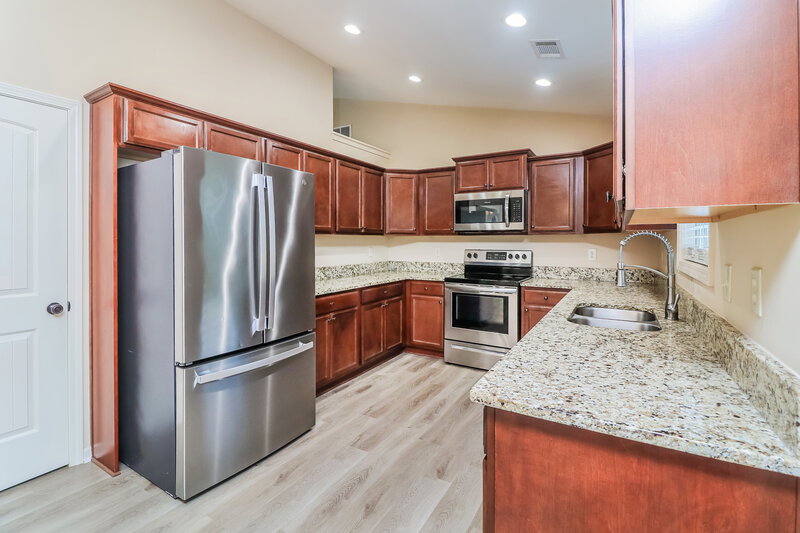2,230/Mo, 428 Charleston Pl Villa Rica, GA 30180 Kitchen View 2