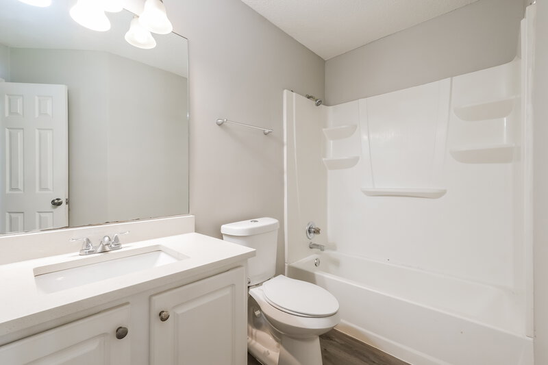 2,185/Mo, 1041 Crest Ridge Pl SW Marietta, GA 30060 Bathroom View