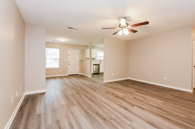 2,130/Mo, 1146 Brookstone Rd Atlanta, GA 30349 Living Room View 2