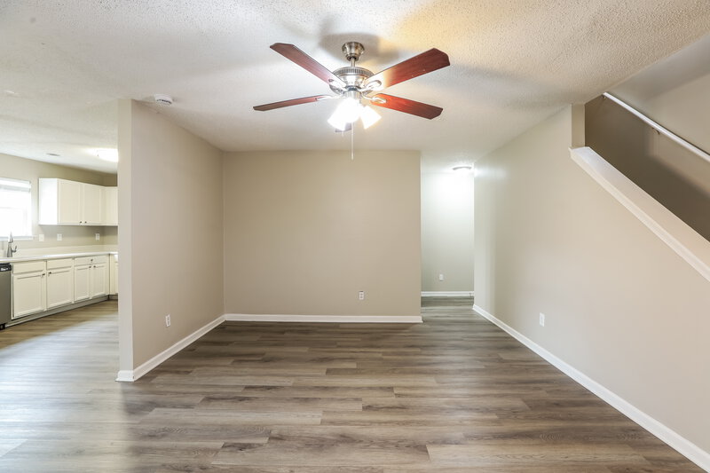 2,005/Mo, 1146 Brookstone Rd Atlanta, GA 30349 Living Room View 2