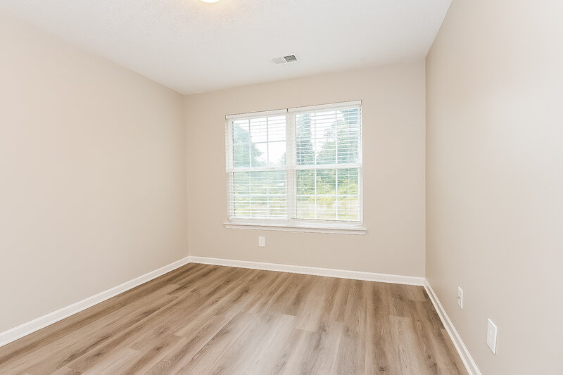 2,130/Mo, 1146 Brookstone Rd Atlanta, GA 30349 Bedroom View 2