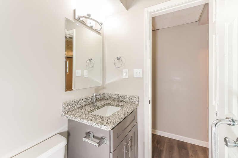 2,315/Mo, 2145 Atkinson Ln Lawrenceville, GA 30043 Bathroom View 3