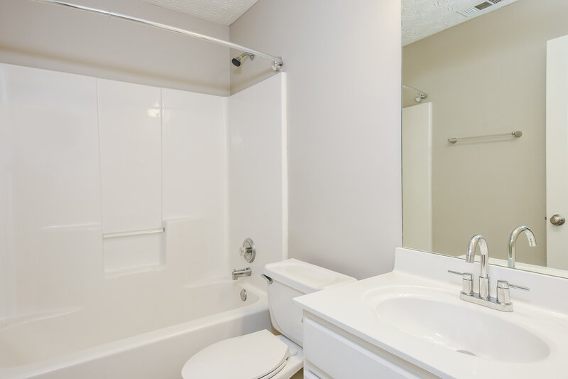 2,170/Mo, 3223 Deer Valley Dr NW Acworth, GA 30101 Bathroom View