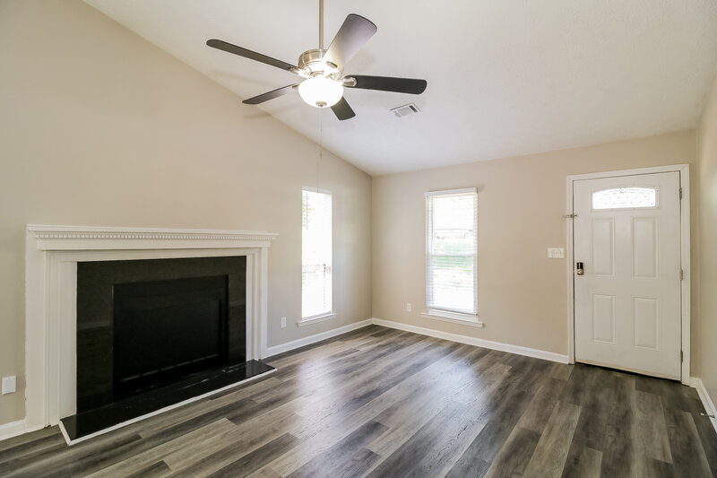 1,665/Mo, 7943 Taylor Cir Riverdale, GA 30274 Living Room View