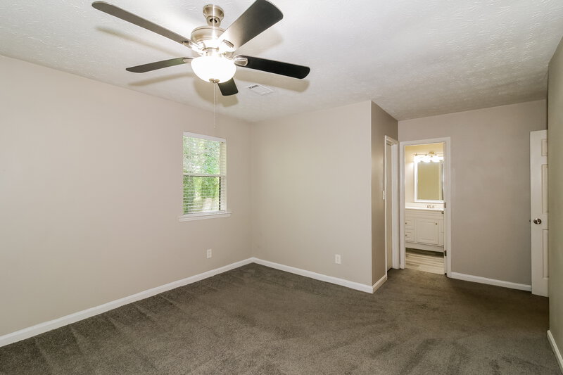1,665/Mo, 7943 Taylor Cir Riverdale, GA 30274 Main Bedroom View 2