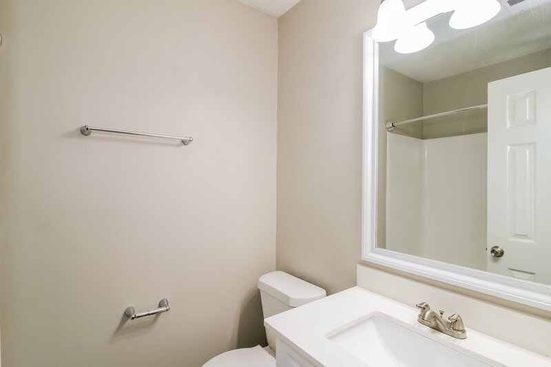 1,665/Mo, 7943 Taylor Cir Riverdale, GA 30274 Bathroom View