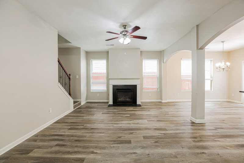 2,530/Mo, 5163 Rapahoe Trail Atlanta, GA 30349 Living Room View 2