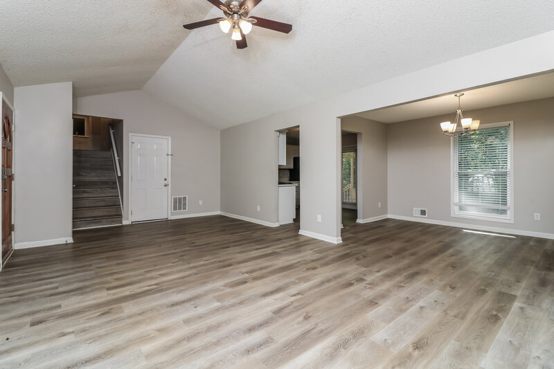 2,280/Mo, 3058 Favor Pines Ct Marietta, GA 30060 Living Room View 4