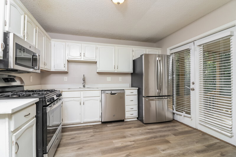 2,280/Mo, 3058 Favor Pines Ct Marietta, GA 30060 Kitchen View