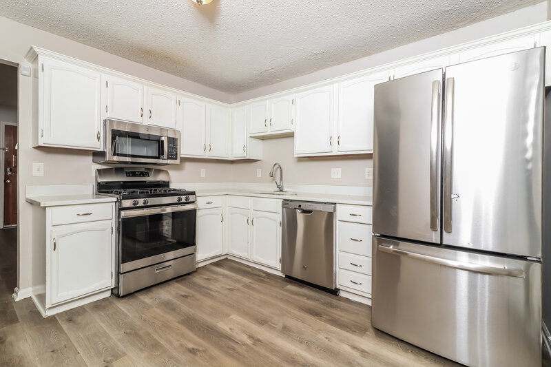 2,280/Mo, 3058 Favor Pines Ct Marietta, GA 30060 Kitchen View 2