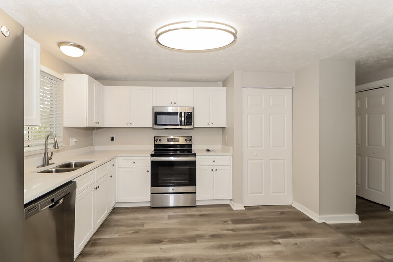 2,435/Mo, 160 Sheringham Dr Roswell, GA 30076 Kitchen View