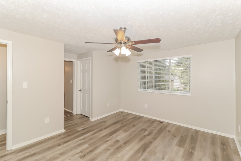 2,435/Mo, 160 Sheringham Dr Roswell, GA 30076 Main Bedroom View