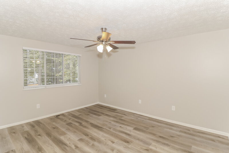 2,435/Mo, 160 Sheringham Dr Roswell, GA 30076 Main Bedroom View 2