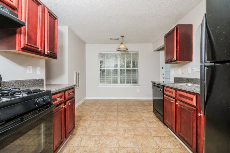 2,245/Mo, 7263 Hampton Chase Dr Douglasville, GA 30134 Kitchen View