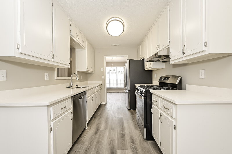 3,480/Mo, 104 Nanci Ct Stockbridge, GA 30281 Kitchen View