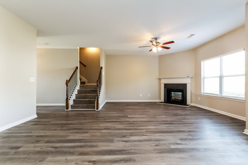 2,075/Mo, 576 Grenier Terrace NE Lawrenceville, GA 30045 Living Room View