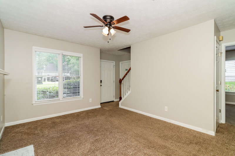1,820/Mo, 142 Aztec Way SE Acworth, GA 30102 Living Room View