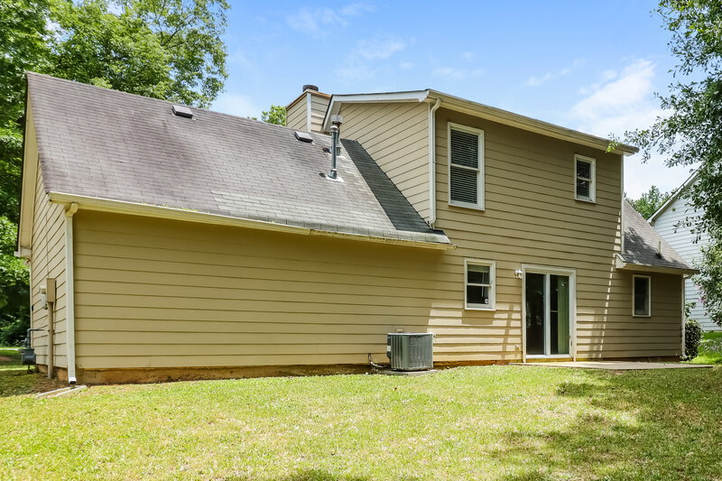 1,820/Mo, 142 Aztec Way SE Acworth, GA 30102 Rear View