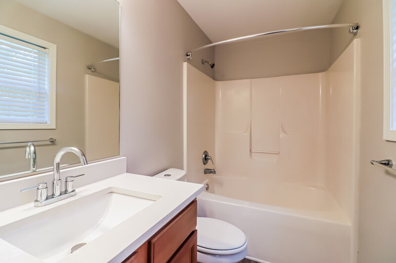 1,840/Mo, 205 Millwheel Dr Villa Rica, GA 30180 Main Bathroom View