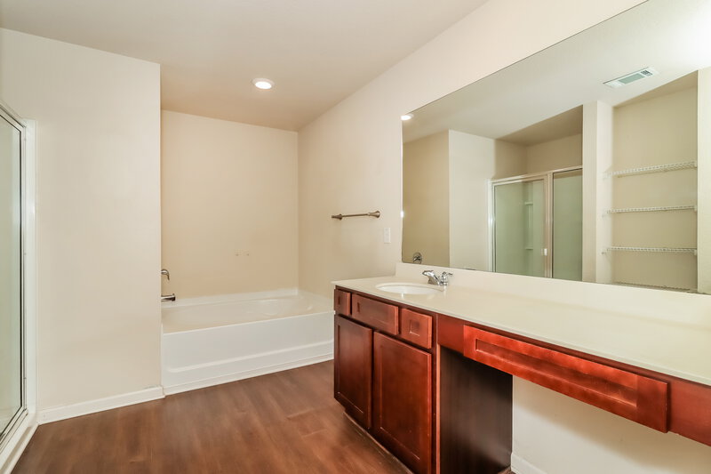 1,895/Mo, 3343 Clawing Hawk Way Douglasville, GA 30135 Main Bathroom View
