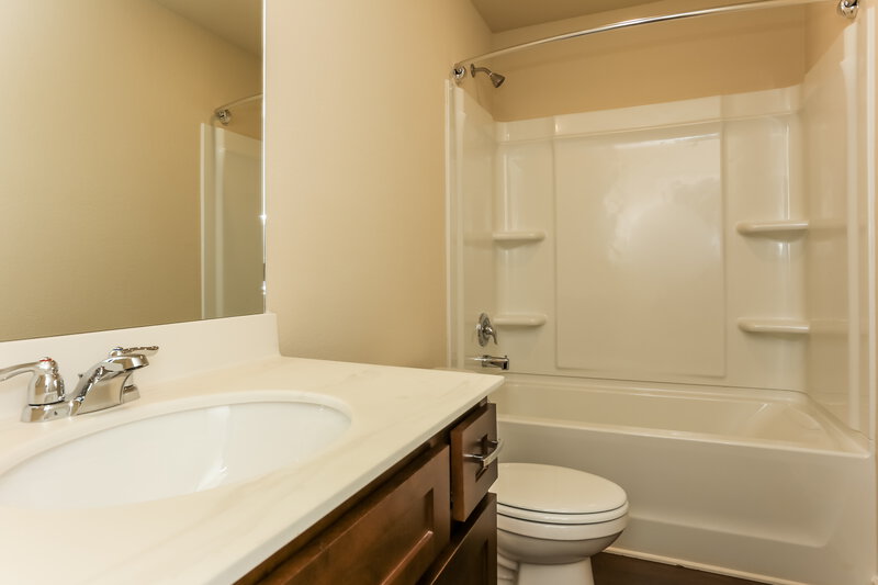 2,560/Mo, 3343 Clawing Hawk Way Douglasville, GA 30135 Bathroom View