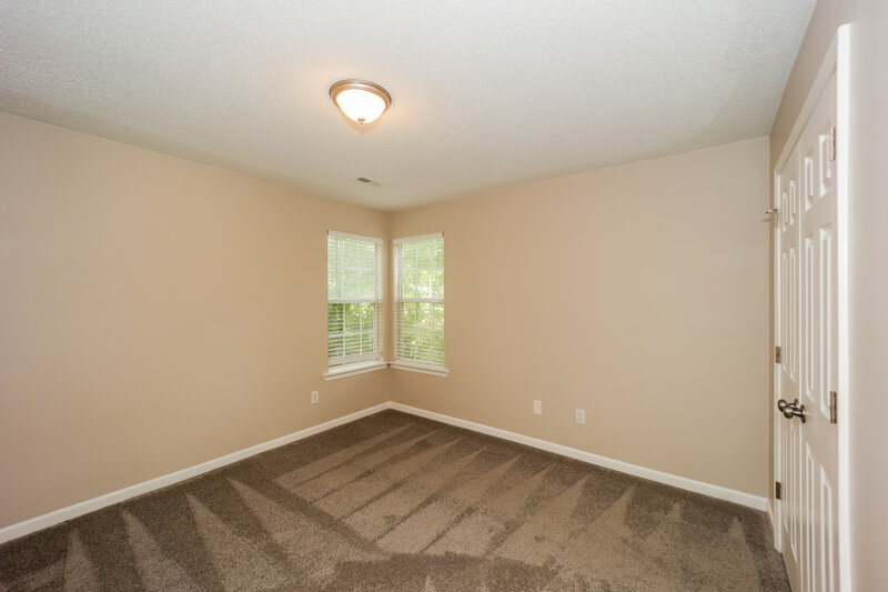 1,990/Mo, 19 Woodlake Dr Newnan, GA 30265 Bedroom View