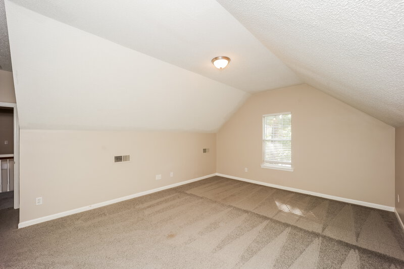 1,990/Mo, 19 Woodlake Dr Newnan, GA 30265 Bedroom View 2