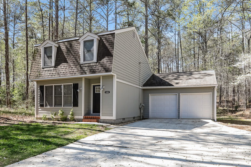 1,730/Mo, 1398 Lakeview Pkwy Villa Rica, GA 30180 Front View