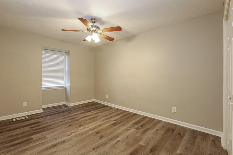 1,730/Mo, 1398 Lakeview Pkwy Villa Rica, GA 30180 Bedroom View 2