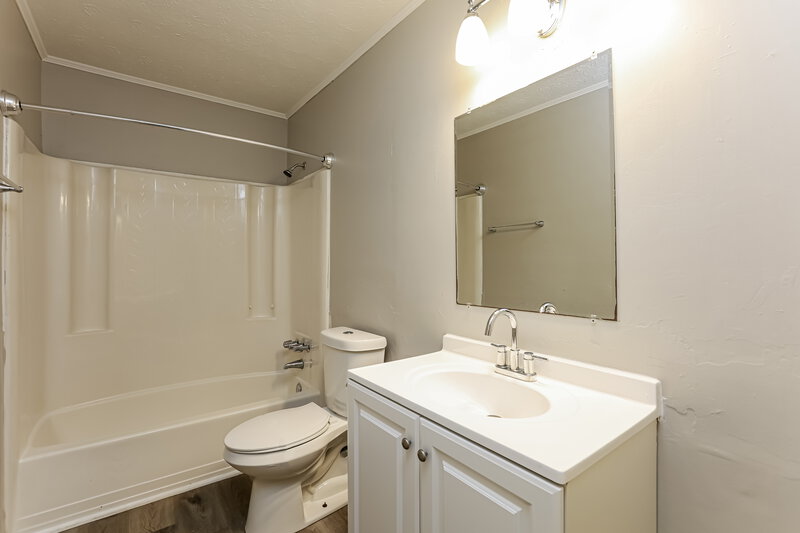 1,730/Mo, 1398 Lakeview Pkwy Villa Rica, GA 30180 Bathroom View