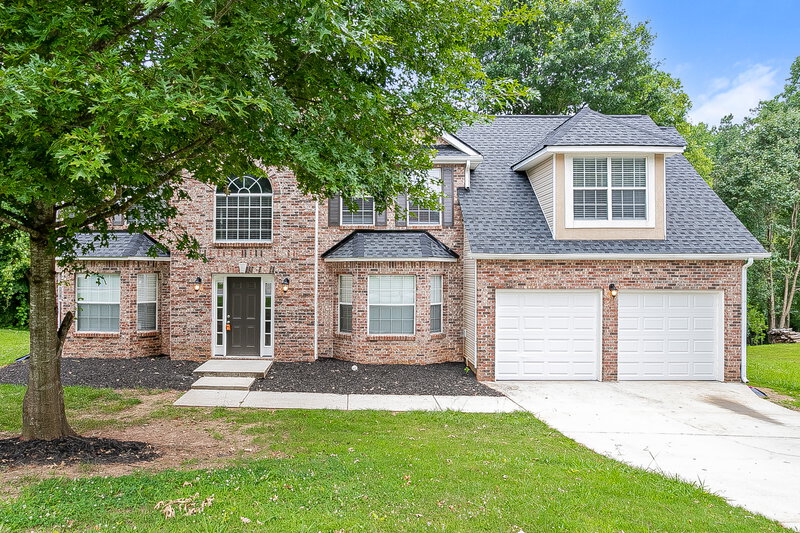 2,730/Mo, 2016 Smithfield Ave Ellenwood, GA 30294 Front View
