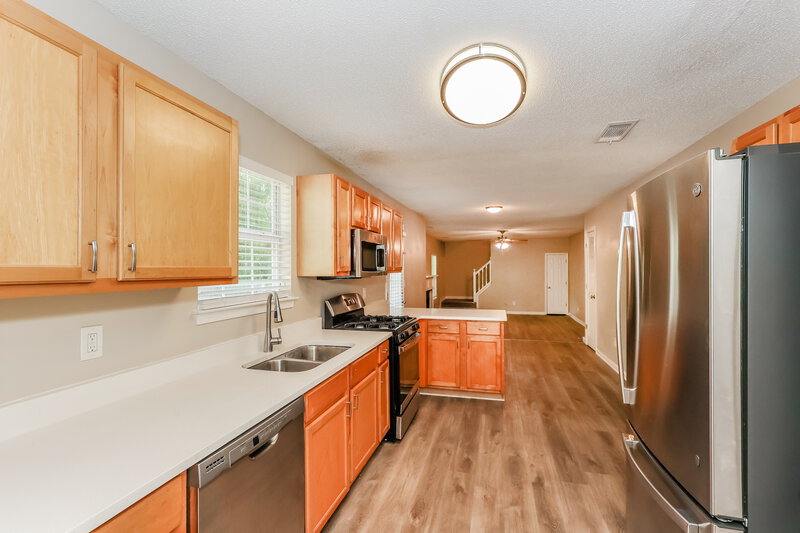 2,845/Mo, 2016 Smithfield Ave Ellenwood, GA 30294 Kitchen View