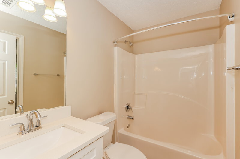 2,845/Mo, 2016 Smithfield Ave Ellenwood, GA 30294 Bathroom View