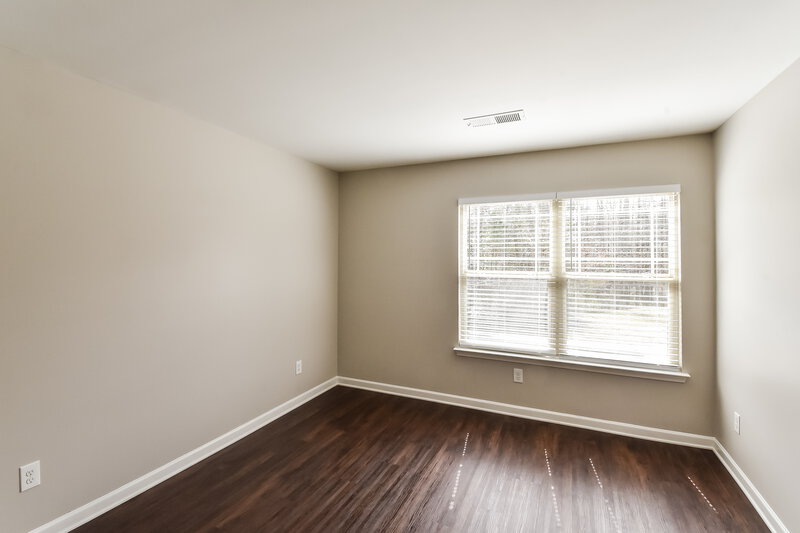 2,035/Mo, 104 Belmont Park Dr Newnan, GA 30263 Bedroom View 3